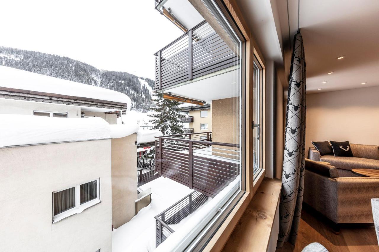 Unique Alpic style apartment in the heart of Davos Extérieur photo